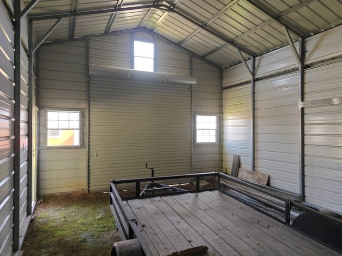42x25x12x8 Horse Barn - Image 3