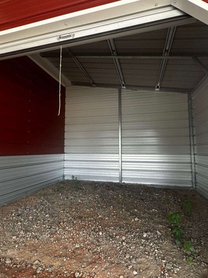 38x25x12x8 Horse Barn - Image 5
