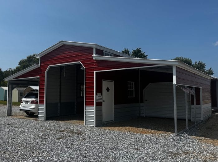 38x25x12x8 Horse Barn